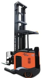xe-nang-hay-reach-truck-ke-don-single-deep