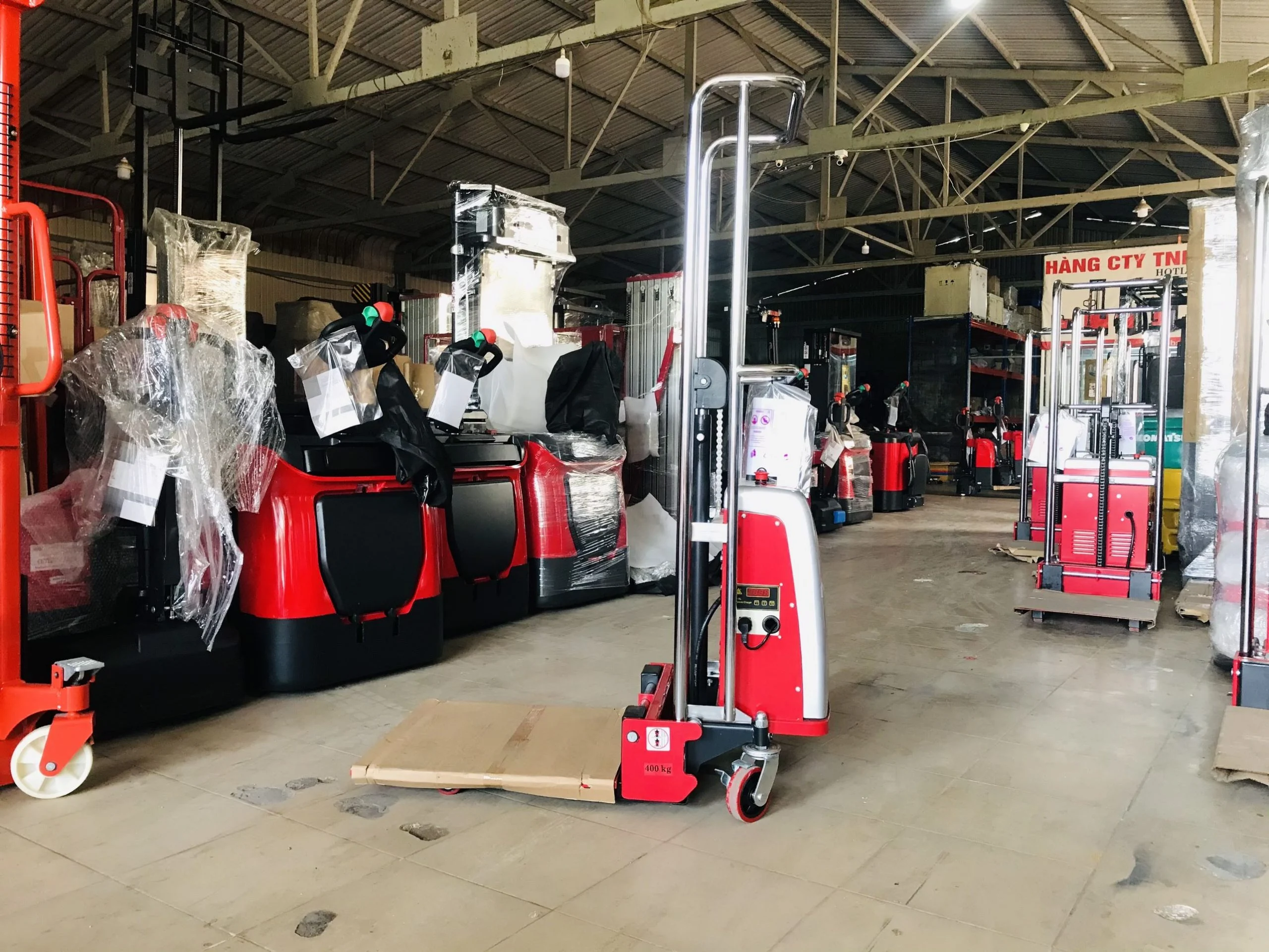 Xe nâng bán tự động mini 400 kg Noblelift - EPS04 - Ảnh 3