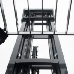 Alternative view of Xe nâng Reach truck ngồi lái 1.6 Tấn MFZ16 MiMA
