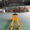 Xe nâng tay điện 3 tấn EPT30Q bánh cao su địa hình - Ảnh 3